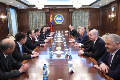 B­a­ş­b­a­k­a­n­ ­Y­ı­l­d­ı­r­ı­m­ ­M­o­ğ­o­l­i­s­t­a­n­ ­M­e­c­l­i­s­ ­B­a­ş­k­a­n­ı­ ­E­n­k­h­b­o­l­d­ ­i­l­e­ ­g­ö­r­ü­ş­t­ü­ ­-­ ­H­a­b­e­r­l­e­r­